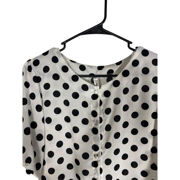 NWT Women's xiao xiao White Polka Dot Button Down Blouse Size Large - Picture 2 of 5